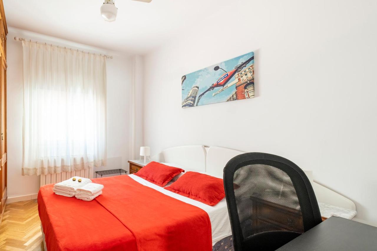 Madrid Center Room Private 7 Minutes Or 4 Metro Stops Eksteriør bilde